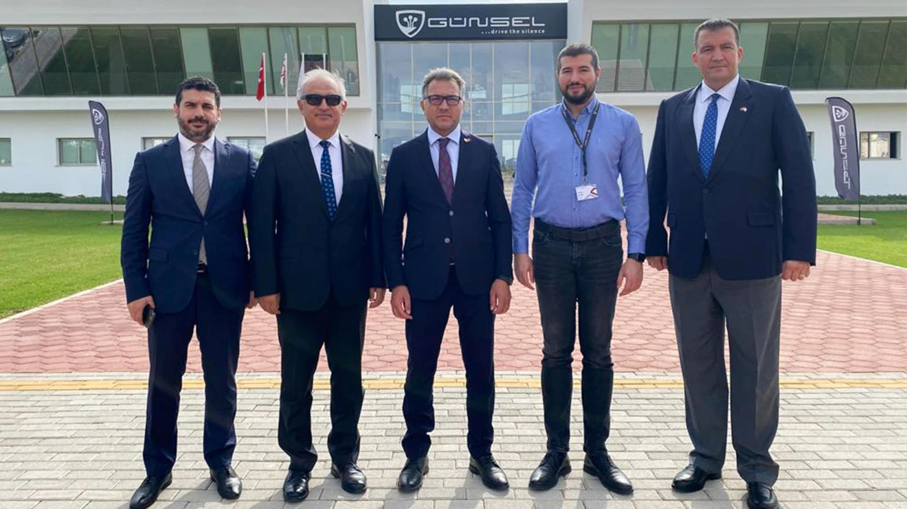 Rektör Aksoy, KKTC’nin yerli otomobili GÜNSEL ile test sürüşü yaptı